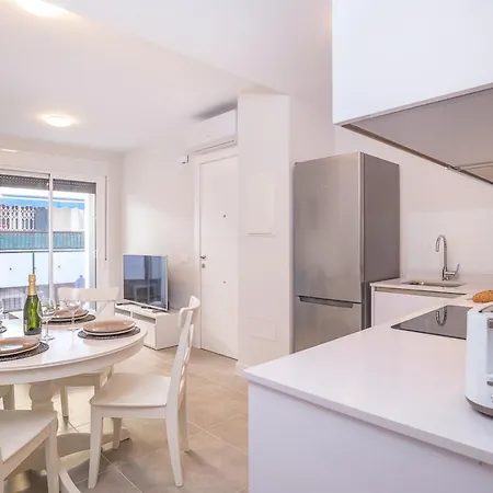 Polux Beach Apartment Fuengirola