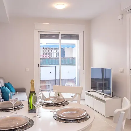 Polux Beach Apartment Fuengirola