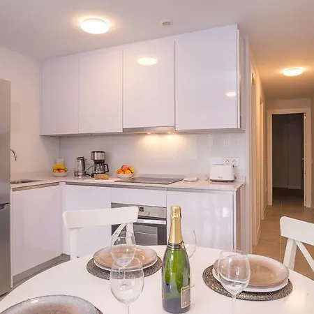 Polux Beach Apartment * Fuengirola